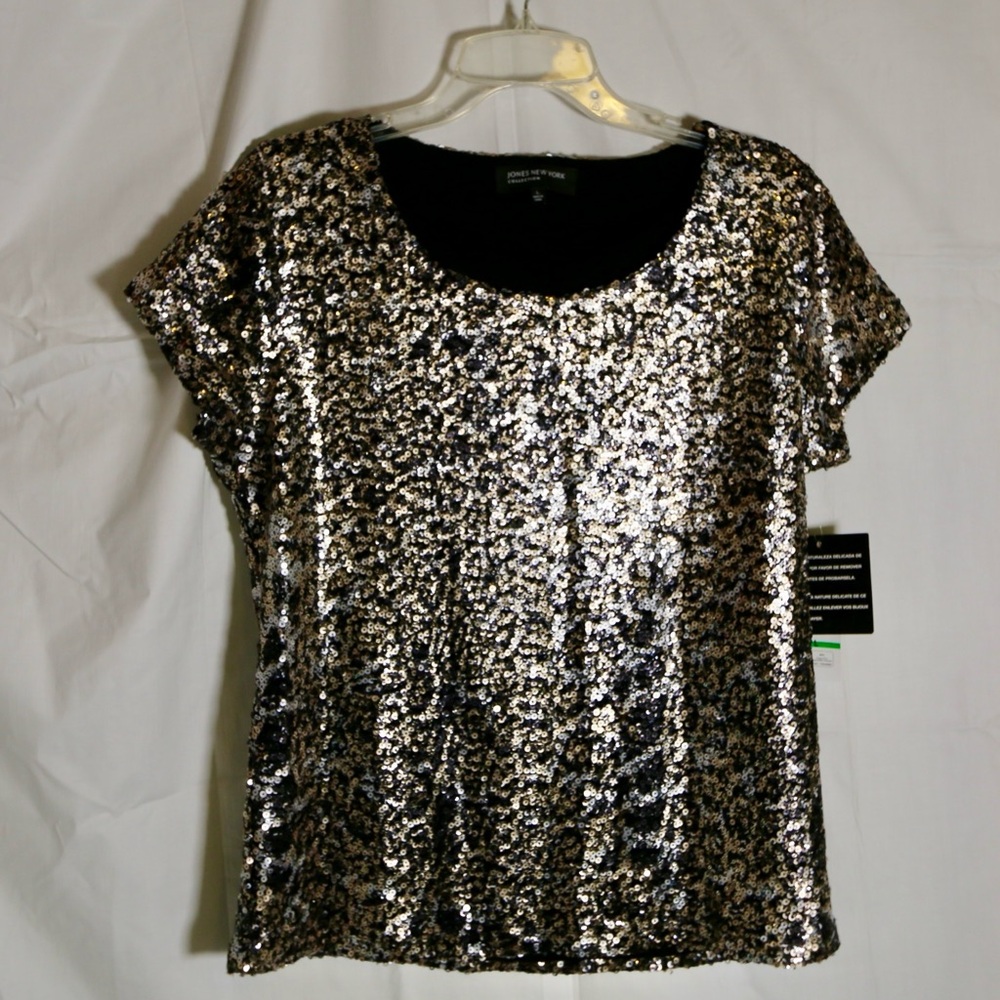 Jones New York Silver Sequin Short Sleeve Top
